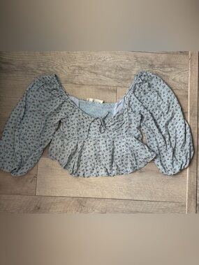 Her Entire Name Says Grace Cropped Balloon Sleeve Blouse Women's L cottage core